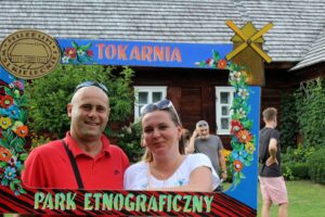 30.08.2020. Tokarnia. Gala finałowa konkursu „Jawor - u źródeł kultury”. Zdjęcia publiczności / Faustyna Terelak / Radio Kielce