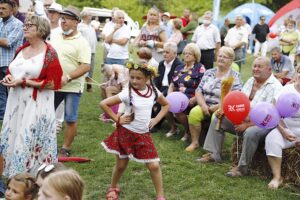 30.08.2020. Tokarnia. Gala finałowa konkursu „Jawor - u źródeł kultury” / Jarosław Kubalski / Radio Kielce