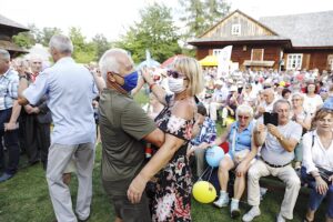 30.08.2020. Tokarnia. Gala finałowa konkursu „Jawor - u źródeł kultury” / Jarosław Kubalski / Radio Kielce