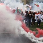 01.08.2020 Kielce. Uroczystości w 76. rocznicę wybuchu Powstania Warszawskiego. Race na rondzie Giedroycia / Jarosław Kubalski / Radio Kielce