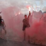 01.08.2020 Kielce. Uroczystości w 76. rocznicę wybuchu Powstania Warszawskiego. Race na rondzie Giedroycia / Jarosław Kubalski / Radio Kielce