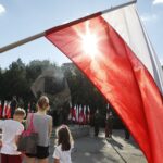 01.08.2020 Kielce. Uroczystości pod pomnikiem  "Harcerzom poległym za Ojczyznę" na Skwerze Szarych Szeregów w 76. rocznicę wybuchu Powstania Warszawskiego / Jarosław Kubalski / Radio Kielce