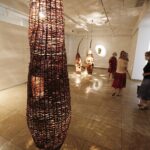 08.07.2020 Kielce. BWA. Wernisaż wystawy "Leśniczówka. Sztuka organiczna z Dąbrowy Dolnej" / Jarosław Kubalski / Radio Kielce