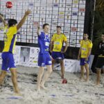 23.08.2020 Kielce. Festiwal sportów plażowych na Kadzielni. Mecz pokazowy plażowej piłki ręcznej w wykonaniu Łomża Vive Kielce / Jarosław Kubalski / Radio Kielce