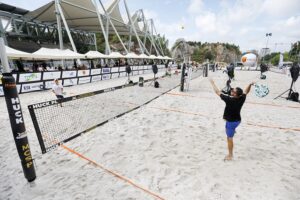 23.08.2020 Kielce. Tenis plażowy na Kadzielni / Jarosław Kubalski / Radio Kielce