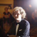 29.08.2020 Kielce. Muzeum Narodowe.  Koncert z cyklu "Chopinowskie inspiracje". Gra Piotr Pawlak / Jarosław Kubalski / Radio Kielce