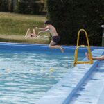 01.08.2020 Kielce. Basen przy ulicy Szczecińskiej. Wypoczynek / Jarosław Kubalski / Radio Kielce