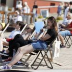 02.08.2020 Chęciny. II Ogólnopolski Festiwal Teatralny "OTE". Występ Teatru Zbożowego z Kielc / Jarosław Kubalski / Radio Kielce