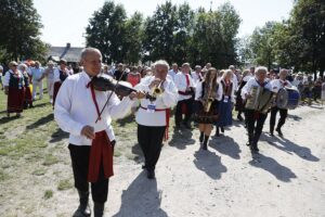 30.08.2020 Tokarnia. Gala finałowa konkursu „Jawor - u źródeł kultury” / Jarosław Kubalski / Radio Kielce