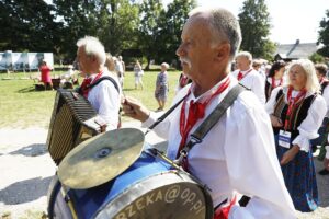 30.08.2020 Tokarnia. Gala finałowa konkursu „Jawor - u źródeł kultury” / Jarosław Kubalski / Radio Kielce