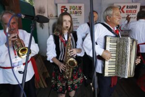 30.08.2020 Tokarnia. Gala finałowa konkursu „Jawor - u źródeł kultury” / Jarosław Kubalski / Radio Kielce