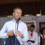 30.08.2020 Tokarnia. Gala finałowa konkursu „Jawor - u źródeł kultury”. Zbigniew Piątek - wójt Piekoszowa / Jarosław Kubalski / Radio Kielce