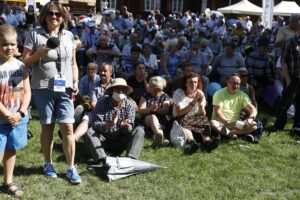 30.08.2020. Tokarnia. Gala finałowa konkursu „Jawor - u źródeł kultury” / Jarosław Kubalski / Radio Kielce