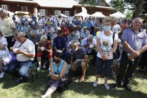 30.08.2020. Tokarnia. Gala finałowa konkursu „Jawor - u źródeł kultury” / Jarosław Kubalski / Radio Kielce