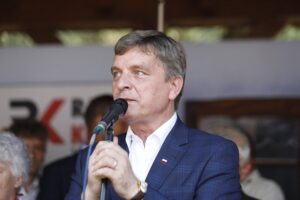 30.08.2020. Tokarnia. Gala finałowa konkursu „Jawor - u źródeł kultury”. Na zdjęciu: Andrzej Pruś - przewodniczący sejmiku województwa świętokrzyskiego / Jarosław Kubalski / Radio Kielce