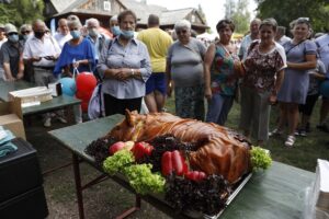 30.08.2020. Tokarnia. Gala finałowa konkursu „Jawor - u źródeł kultury” / Jarosław Kubalski / Radio Kielce