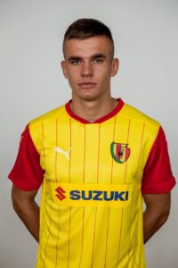 28. Mateusz Sowiński - pomocnik / Korona Kielce