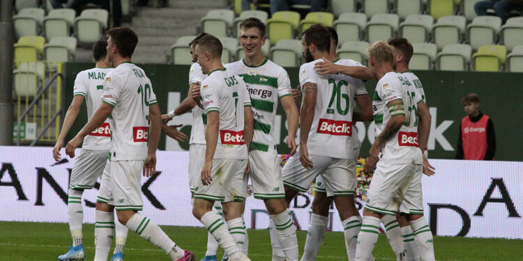 Gdańsk. Mecz Lechia Gdańsk - Korona Kielce / Krzysztof Bujnowicz / Radio Kielce