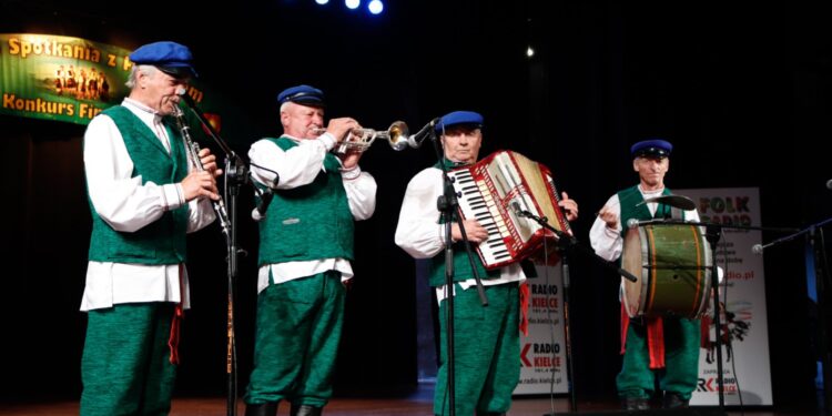 23.08.2020 Busko-Zdrój. 44. Buskie Spotkania z Folklorem. / Stanisław Blinstrub / Radio Kielce