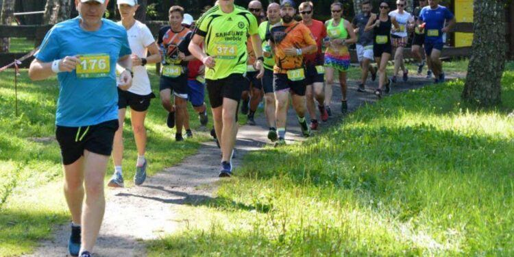 MosirGutwinRun 2020 – Półmaraton i Maraton na raty / Jarosław Słodkiewicz / MOSiR Ostrowiec