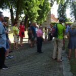 09.08.2020. Opatów. Spacer pn. „Opatowskie zakątki” / Emilia Sitarska / Radio Kielce