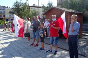 01.08.2020 Ostrowiec. 76. rocznica wybuchu Powstania Warszawskiego / Emilia Sitarska / Radio Kielce