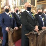 30.08.2020 Sandomierz. Powiatowe Święto Plonów połączone z Dożynkami Diecezjalnymi. Na zdjęciu (od lewej): poseł Marek Kwitek obok Waldemar Maruszczak - kierownik biura Agencji Restrukturyzacji  i Modernizacji Rolnictwa w Sandomierzu / Grażyna Szlęzak-Wójcik / Radio Kielce