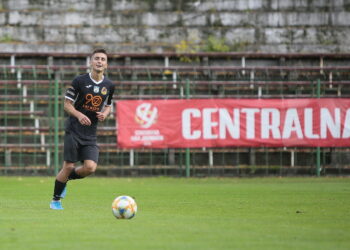 28.09.2019. Kielce. Derby regionu świętokrzyskiego. Korona II Kielce - KSZO Ostrowiec / Wiktor Taszłow / Radio Kielce