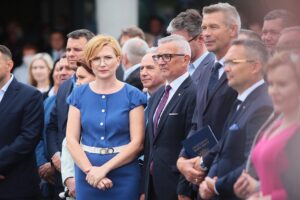 27.08.2020 Kielce. Otwarcie zmodernizowanego dworca autobusowego. Na zdjęciu (w środku od lewej): Barbara Damian - dyrektor Zarządu Transportu Miejskiego w