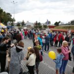 27.08.2020. Kielce. Mieszkańcy zwiedzają zmodernizowany dworzec autobusowy / Wiktor Taszłow / Radio Kielce