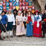 29.08.2020. Chęciny. Historyczne pokazy na zamku / Wiktor Taszłow / Radio Kielce