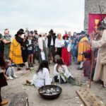 29.08.2020. Chęciny. Historyczne pokazy na zamku / Wiktor Taszłow / Radio Kielce