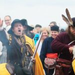 29.08.2020. Chęciny. Historyczne pokazy na zamku / Wiktor Taszłow / Radio Kielce