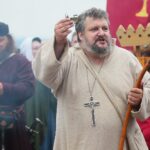 29.08.2020. Chęciny. Historyczne pokazy na zamku / Wiktor Taszłow / Radio Kielce