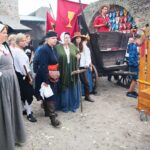 29.08.2020. Chęciny. Historyczne pokazy na zamku / Wiktor Taszłow / Radio Kielce