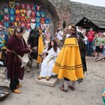 29.08.2020. Chęciny. Historyczne pokazy na zamku / Wiktor Taszłow / Radio Kielce