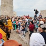 29.08.2020. Chęciny. Historyczne pokazy na zamku / Wiktor Taszłow / Radio Kielce