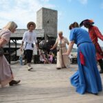 30.08.2020. Chęciny. Piknik na zamku / Wiktor Taszłow / Radio Kielce