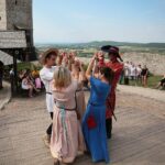 30.08.2020. Chęciny. Piknik na zamku / Wiktor Taszłow / Radio Kielce