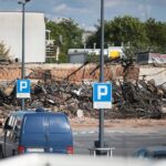 25.08.2020 Kielce. Pozostałości spalonego marketu Lidl przy ulicy Piekoszowskiej / Wiktor Taszłow / Radio Kielce