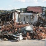 25.08.2020 Kielce. Pozostałości spalonego marketu Lidl przy ulicy Piekoszowskiej / Wiktor Taszłow / Radio Kielce