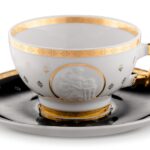 15.09.2020 Ćmielów. Jubileuszowa kolekcja filiżanek. Atena, fason Płaski / Polskie Fabryki Porcelany „Ćmielów” i „Chodzież” S.A.