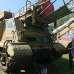 21.09.2020 Skarżysko. Muzeum im. Orła Białego. Wyrzutnia rakiet 2P19 SCUD-A / Anna Głąb / Radio Kielce