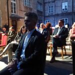 19.09.2020. Kielce. Pożegnanie siedziby Teatru im. Stefana Żeromskiego. Na zdjęciu (na pierwszym planie): Krzysztof Słoń - senator PiS; (z tyłu, od lewej): poseł Krzysztof Lipiec - lider świętokrzyskich struktur PiS, Andrzej Pruś - przewodniczący sejmiku województwa świętokrzyskiego, Małgorzata Pruś - dyrektor biura poselskiego Krzysztofa Lipca / Michał Kita / Radio Kielce