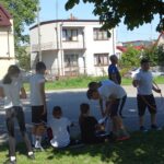 11.09.2020 Jędrzejów. Konferencja wiceminister Anny Krupki w Jędrzejowie. Na zdjęciu dotychczasowe boisko przy SP Nr 2. / Ewa Pociejowska-Gawęda / Radio Kielce