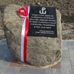 13.09.2020. Miąsowa. Odsłonięcie obelisku ku czci Zdzisława Gintera ps. Grom i Zdzisława Kajderowicza ps. Ryszard / Ewa Pociejowska-Gawęda / Radio Kielce