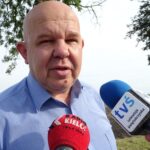 13.09.2020. Miąsowa. Odsłonięcie obelisku ku czci Zdzisława Gintera ps. Grom i Zdzisława Kajderowicza ps. Ryszard. Na zdjęciu: Marek Godlewski - regionalista i pracownik urzędu miejskiego w Jędrzejowie / Ewa Pociejowska-Gawęda / Radio Kielce