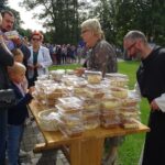 20.09.2020. Jędrzejów. Kiermasz słodkości u ojców cystersów / Ewa Pociejowska-Gawęda / Radio Kielce