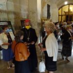 24.09.2020 Jędrzejów. Wystawa "Powrót do macierzy". Na zdjęciu biskup kielecki Jan Piotrowski  / Ewa Pociejowska-Gawęda / Radio Kielce