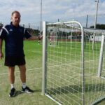 24.09.2020 Jędrzejów. Nowe boiska przy SP nr 4. Na zdjęciu: Karol Smorąg - nauczyciel  wychowania fizycznego w SP rr 4  w Jędrzejowie / Ewa Pociejowska-Gawęda / Radio Kielce